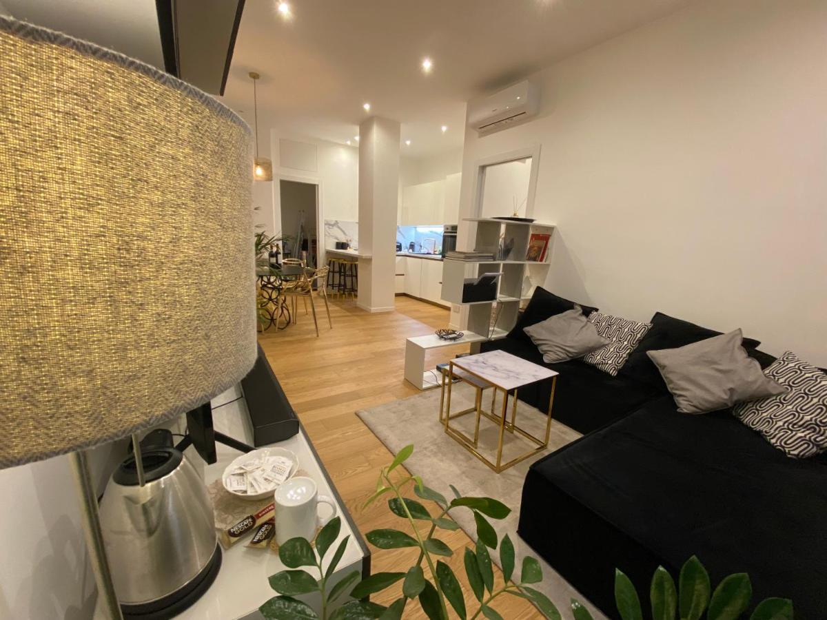 Luxury Modern Apartment Милан Экстерьер фото